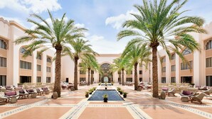 Exterior - Al Husn Hotel Muscat - managed by Hilton (Muscat)
