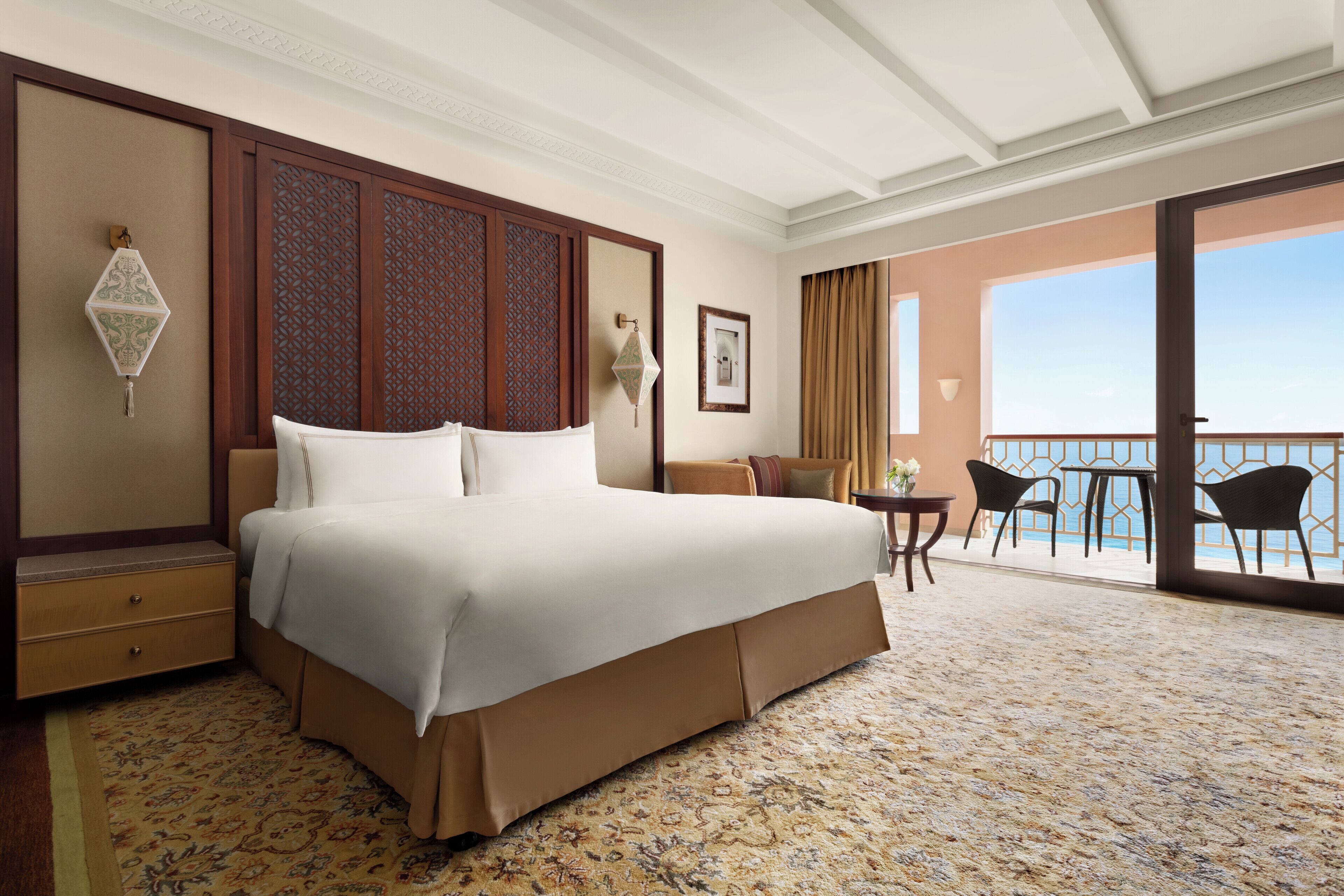 Premier Room, 1 King Bed, Sea View | Premium bedding, minibar, in-room safe, iron/ironing board
