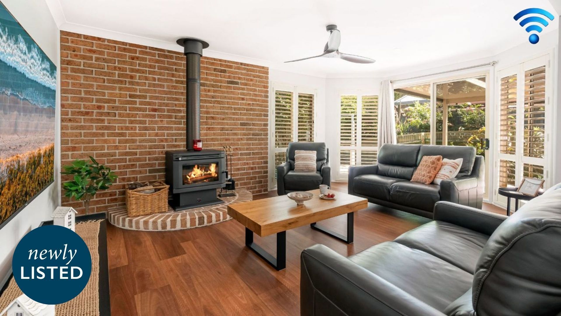 Smart TV, caminetto, studio