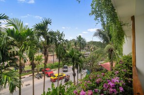 公寓 (2 Bedrooms) | 楼层平面图