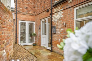 Exterior detail - Micklegate Hideaway  -  Sleeps 4 Guests  in 2 Bedrooms (York)