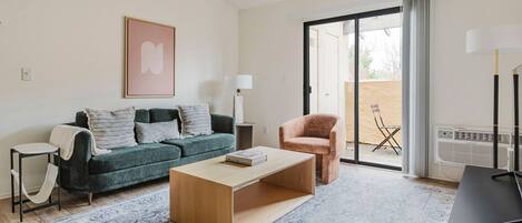 Télévision, chaîne hi-fi