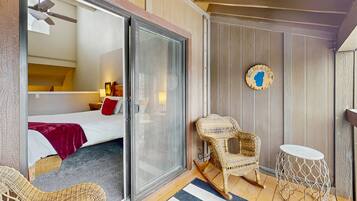 Internet, bed sheets