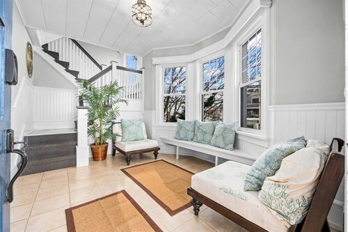 6BR Beach Block Paradise - Ocean Views - Sleeps 20