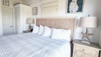 1 bedroom, iron/ironing board, internet, bed sheets