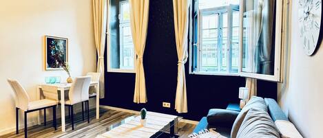 Basic-Apartment | Bügeleisen/Bügelbrett