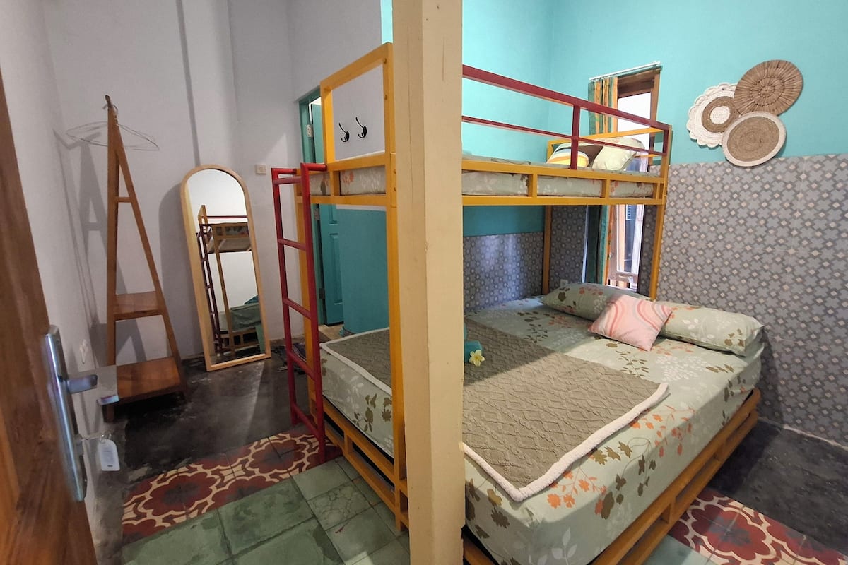 Family Double Room | WiFi (free)
