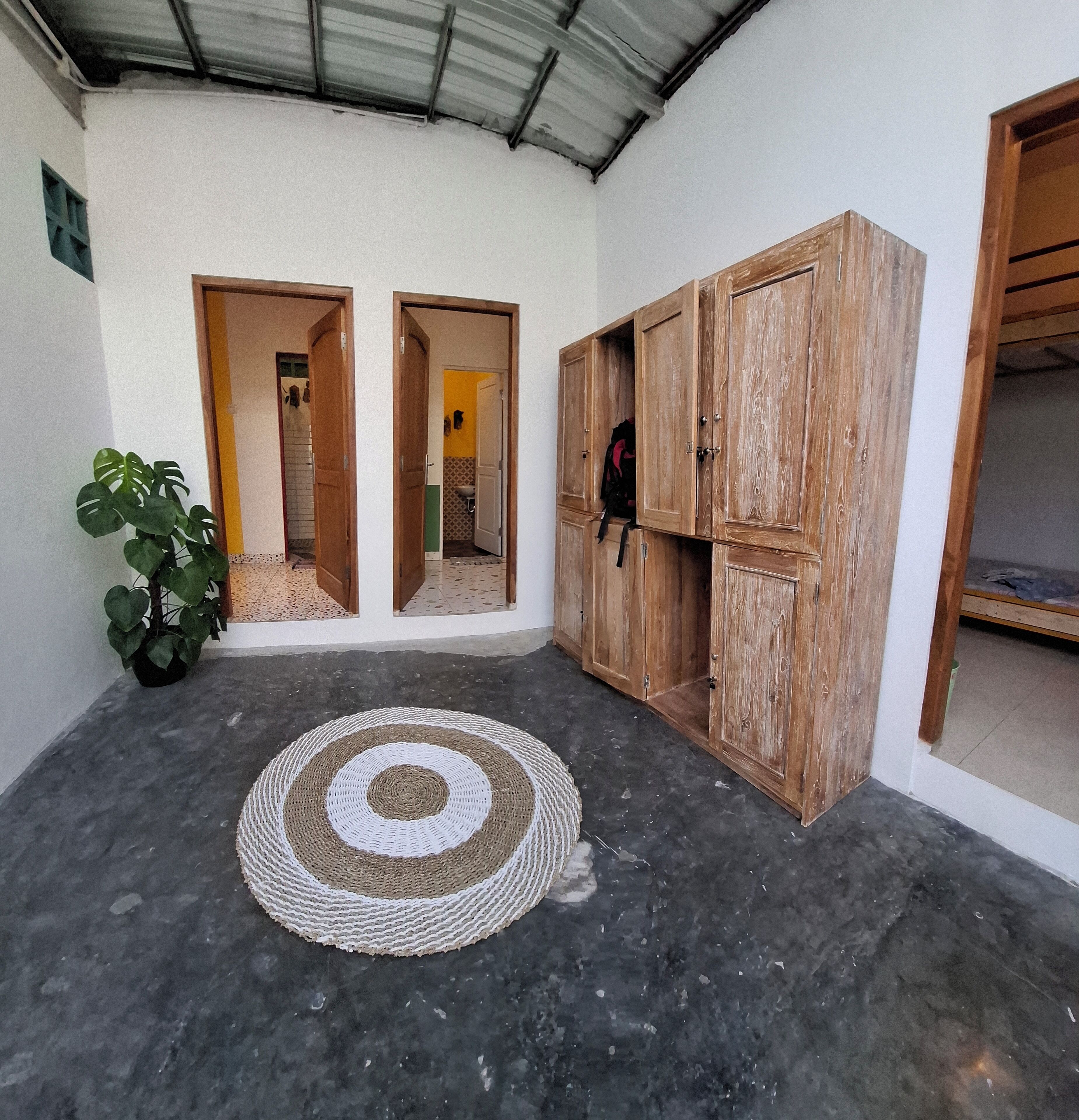 Dormitorio compartido básico | Wifi gratis