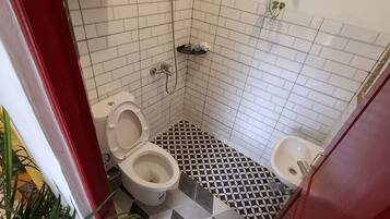 Family Double Room | Bathroom