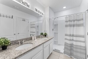 Hair dryer - 5238 Solterra Resort 5BR Pool House near Disney (Davenport)