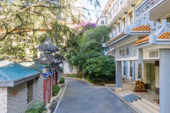 บริเวณภายนอก