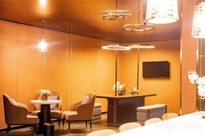 Dining - Homeinn Plus Hotel (Qingdao Licun Subway Station Pedestrian Street) (Qingdao)