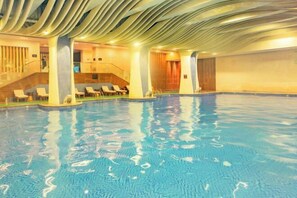 Indoor pool - The Minpha Group (Xiangyang)