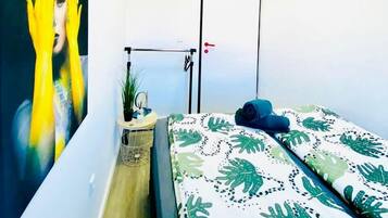 Iron/ironing board, free WiFi