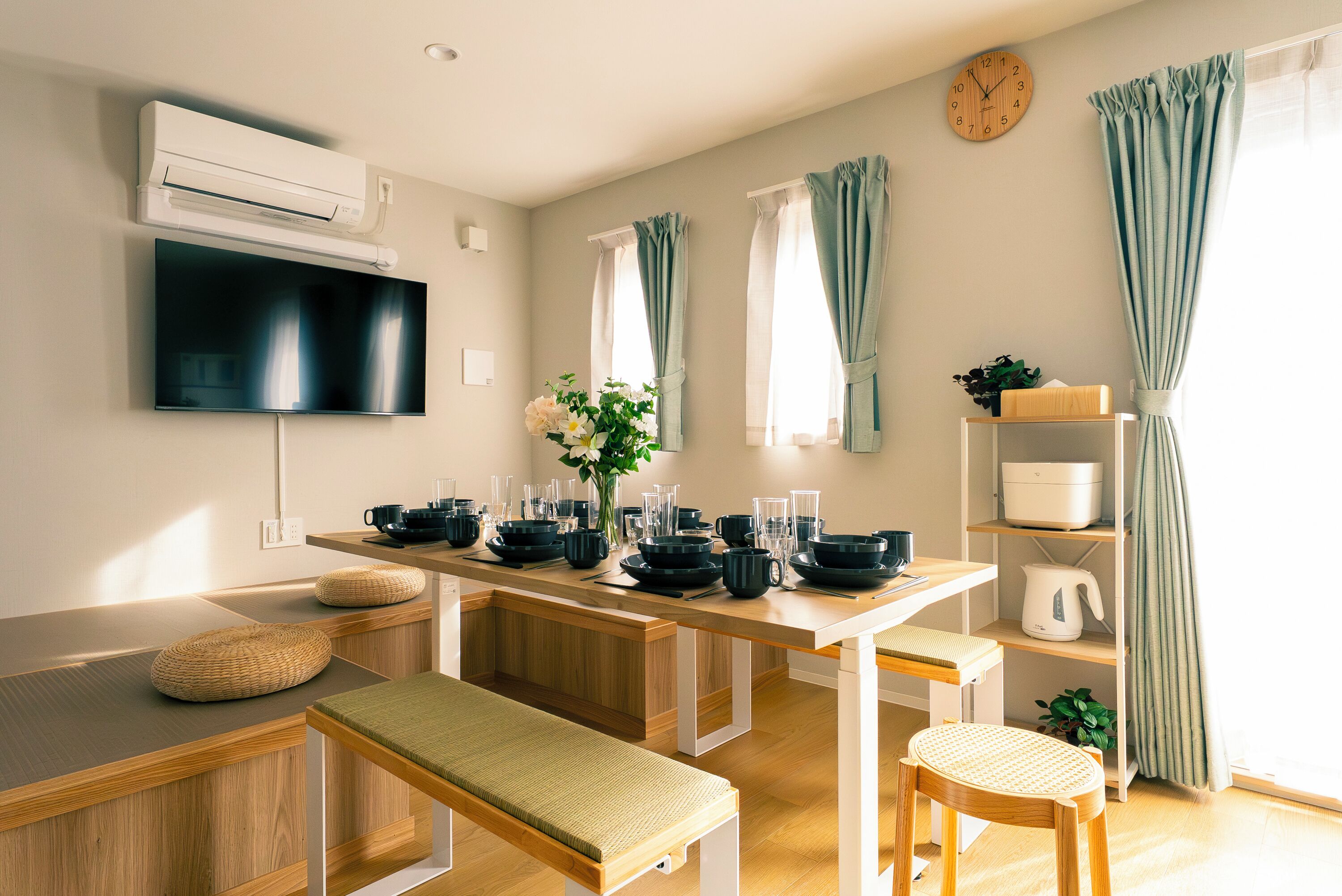 Family Condo, City View | In-room dining