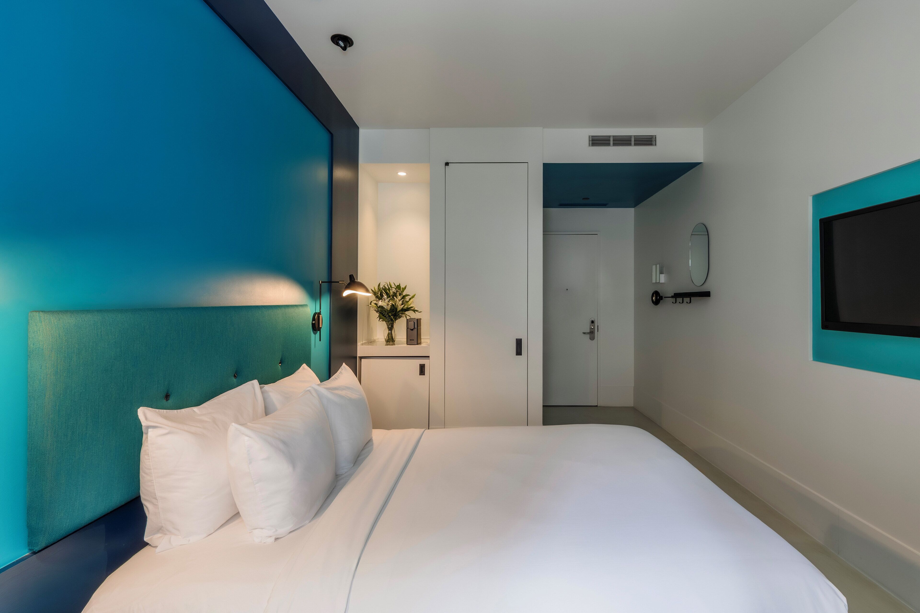 Standard Queen Room | Premium bedding, memory foam beds, soundproofing