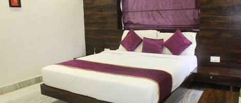 Rollaway beds, free WiFi, bed sheets