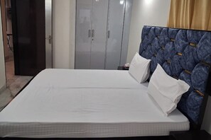 Apartment | Iron/ironing board, free WiFi - Metrolink Apartment & Suites-East Of Kailash (New Delhi)