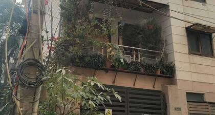 Metrolink Apartment & Suites-East Of Kailash