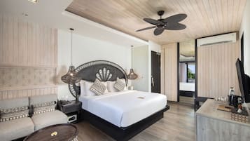 Deluxe Double Room, Balcony | In-room safe, desk, iron/ironing board, free WiFi