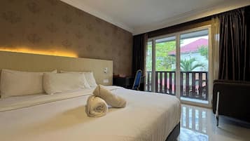 Desk, iron/ironing board, free WiFi, bed sheets