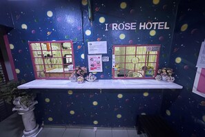 Reception - I Rose Budget Hotel (Seri Kembangan)
