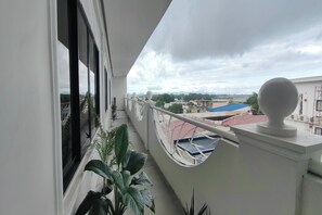 Ducha, cabezal de ducha tipo lluvia, artículos de tocador gratuitos