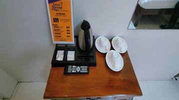 Desk, blackout drapes, free WiFi, bed sheets