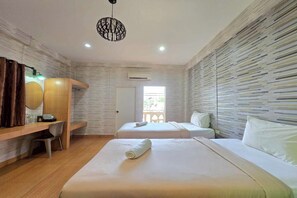 Bureau, Wi-Fi gratuit, draps fournis