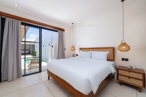 In-room safe, soundproofing, iron/ironing board, free WiFi - Villa Bellora (Seminyak)