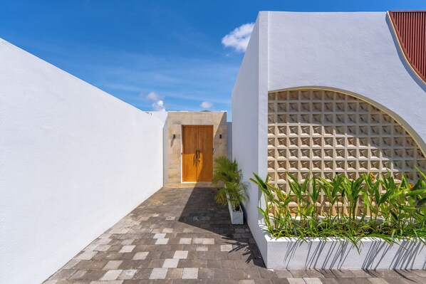 Exterior - Villa Bellora by Pertama Management (Seminyak)