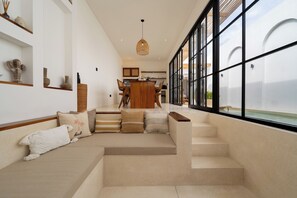 Living area - Villa Bellora by Pertama Management (Seminyak)