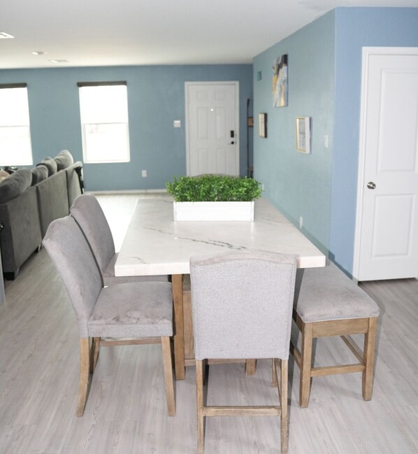 Dining - Where Families Gather –Comfort, Space & Connection (San Antonio)