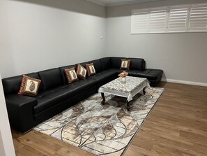 Living area - Wellard Executive Family Home (Wellard)