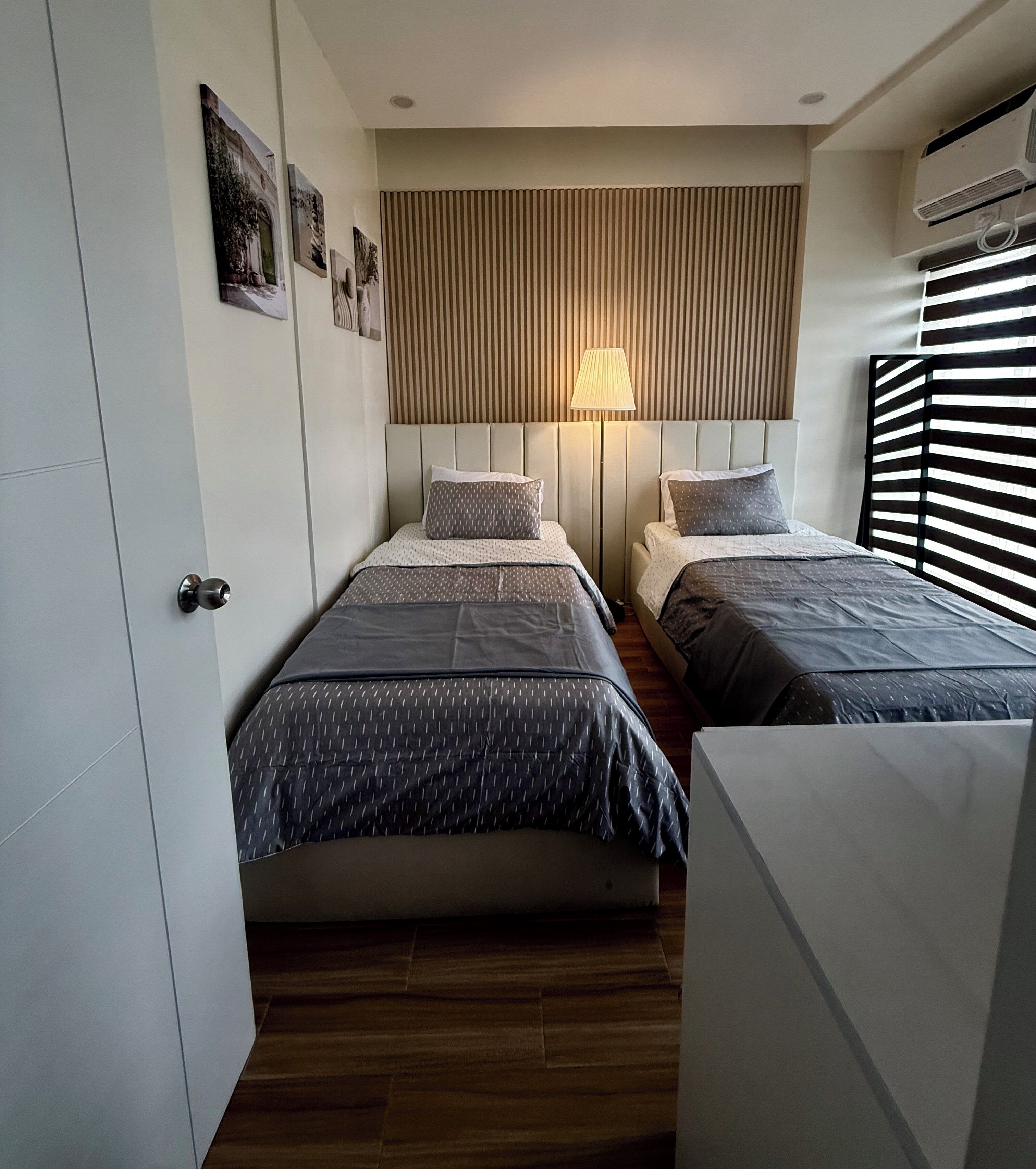 Desk, free WiFi, bed sheets, wheelchair access