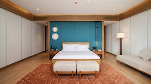 Junior Studio Suite, 1 King Bed, Non Smoking | Minibar, in-room safe, blackout curtains, soundproofing - Kaban Hotel & Casino Boracay (Boracay Island)