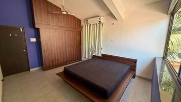 3 quartos, ferros/tábuas de passar roupa, Wi-Fi