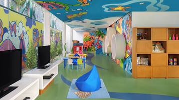 Children’s play area – indoor