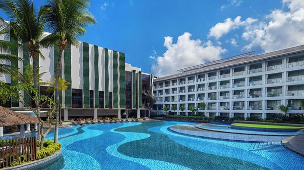 المنشأة من الخارج