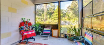 1 Mi to Historic Dtwn Sanford! Pet-Friendly Unit