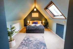 مكواة/لوح كي وملاءات أسرّة