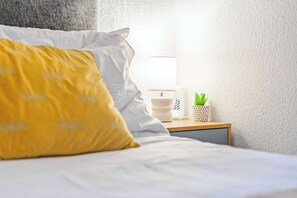 Iron/ironing board, WiFi, bed sheets - Chic 1-Bed Apartment in Hull (Kingston upon Hull)