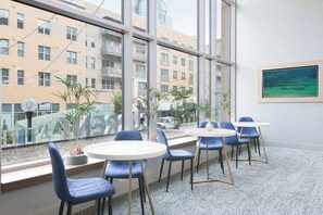 Dining - CozySuites at the Banks gym, pool 14 (Cincinnati)