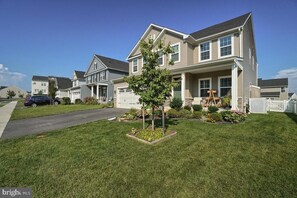 Exterior - Family-Friendly Home in Quiet Neighborhood in Frederick, MD (Frederick)