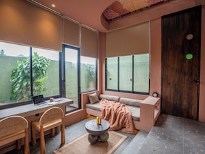 TV LED 55 pollici con canali digitali, Netflix, servizi in streaming