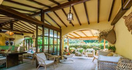 Wonderful private villa for 8 people with A/C, WIFI, private pool, TV and veranda