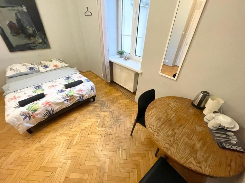 Classic Double Room, 1 Double Bed | Desk, laptop workspace, iron/ironing board, free WiFi