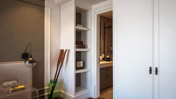 Suite romántica, vistas a la ciudad | Interior