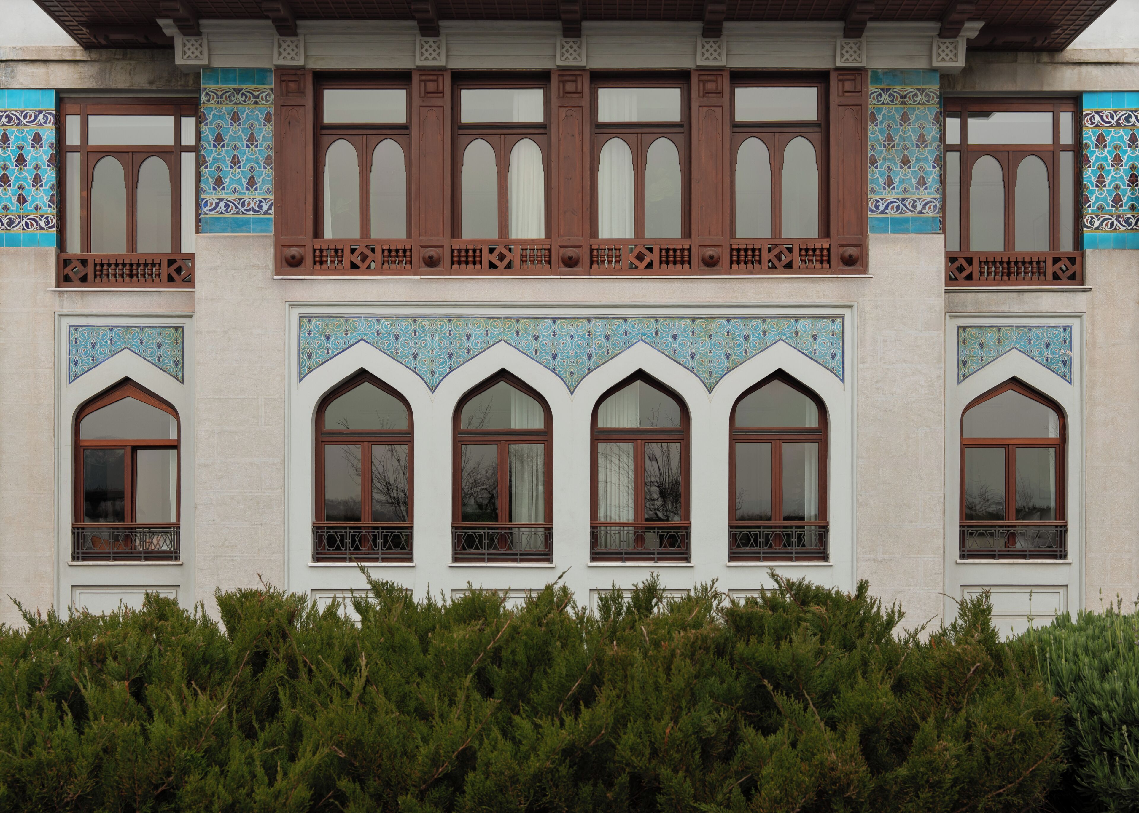 المنشأة من الخارج