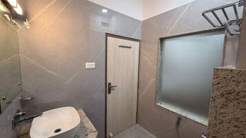 Family Room For 4 Adults | Bathroom